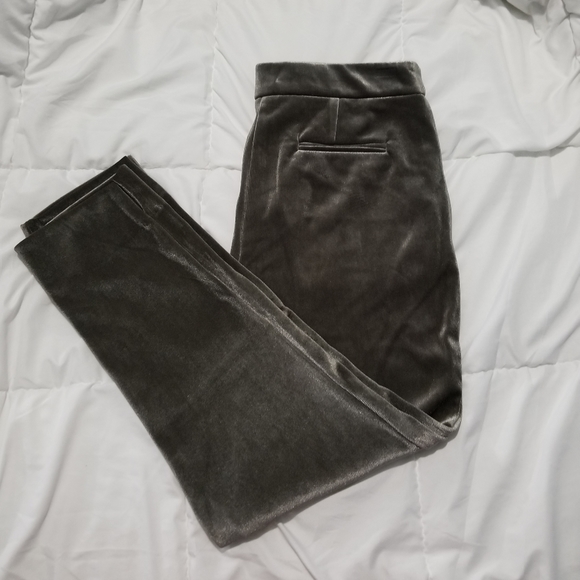 High Waisted Velvet Pants - Picture 3 of 5